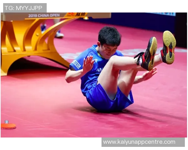 加兰赛后加练苦中作乐三分命中后大跳庆祝展现激情